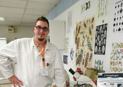 Assistant Ingénieur en Biotechnologie du lycée Pétrarque Assistant Ingénieur en Biotechnologie du lycée Pétrarque